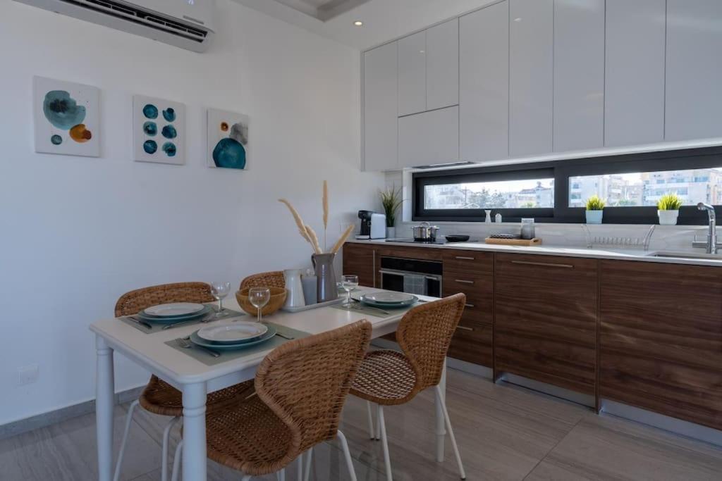 Thalassa 2-Bedroom Apartment In Larnaca Exteriör bild