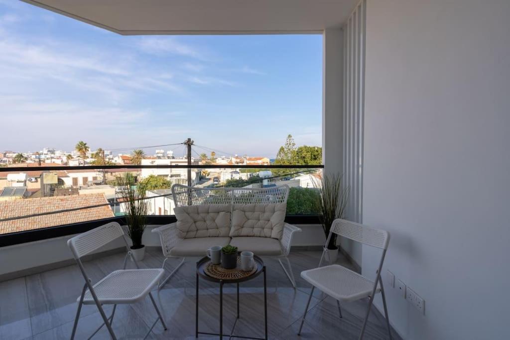 Thalassa 2-Bedroom Apartment In Larnaca Exteriör bild