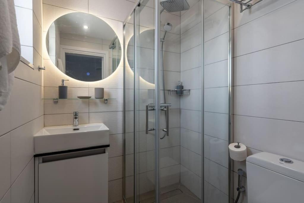 Thalassa 2-Bedroom Apartment In Larnaca Exteriör bild